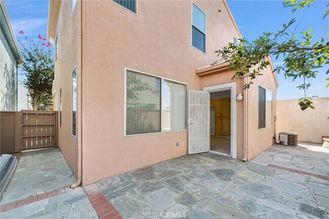 Building Photo - 14941 Eureka Ct