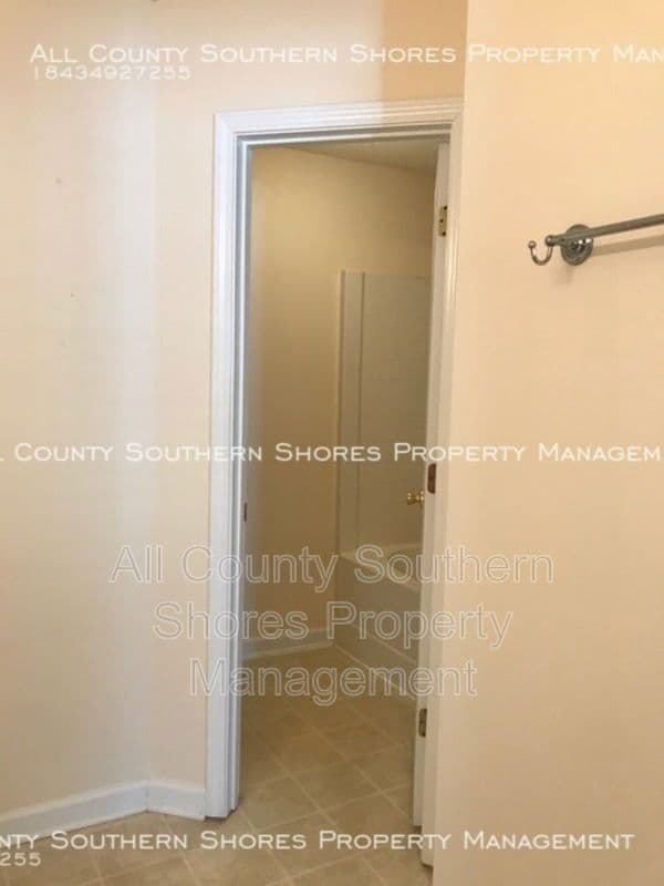 Building Photo - 5103 Capulet Cir