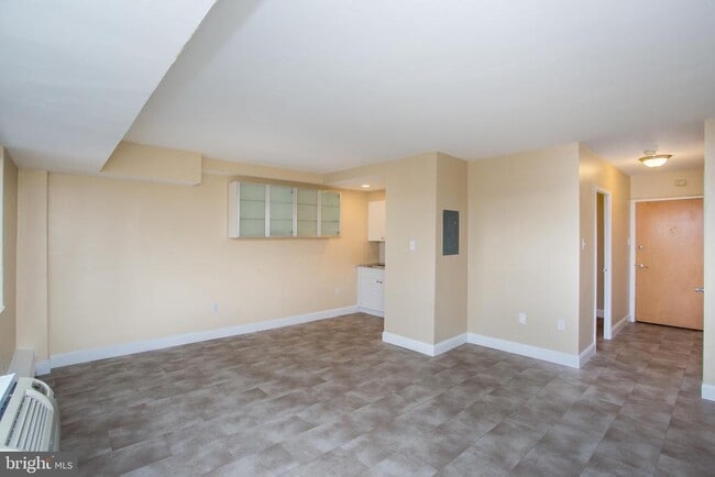 Building Photo - 2101 Chestnut St