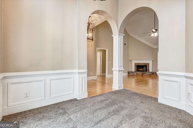 Building Photo - 25 Wisteria Cir