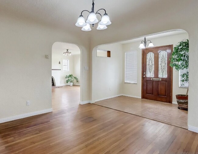 Building Photo - 5480 Redland Dr