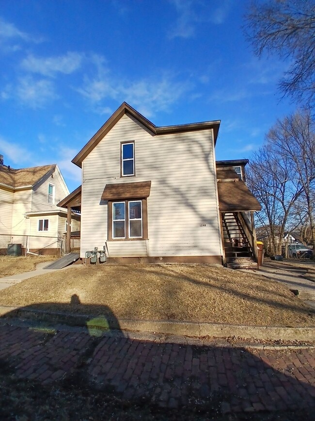 Building Photo - 1248 Ferguson St