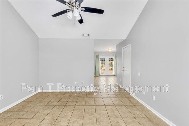 Building Photo - 120 Fox Chase Rd