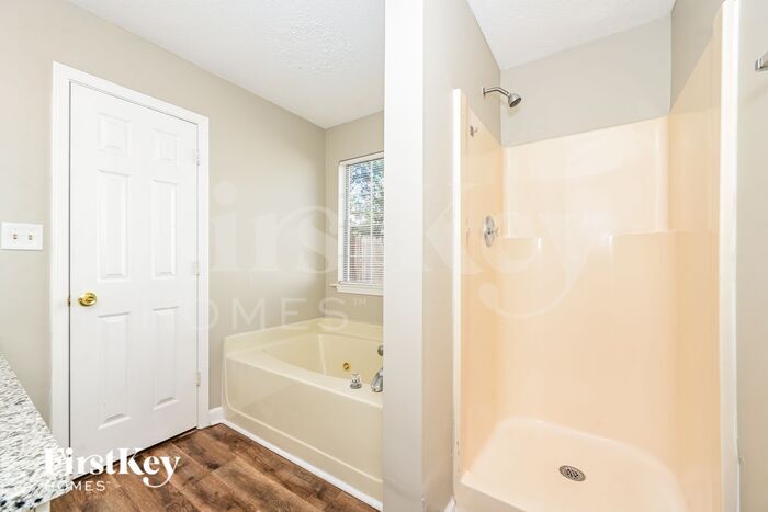 Building Photo - 1130 Collyns Ct