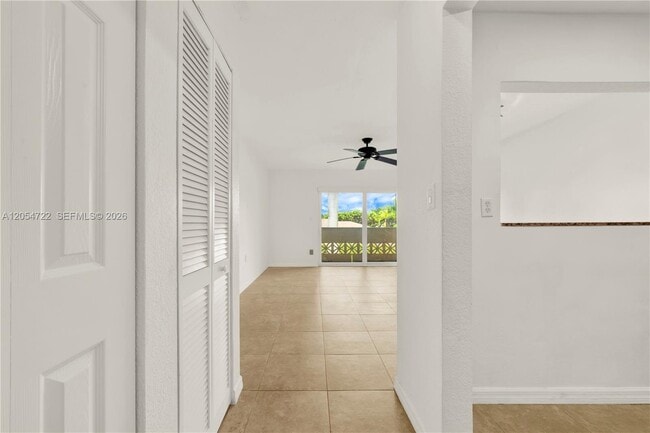 Building Photo - 14500 SW 88th Ave