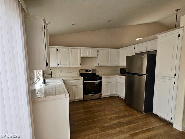 Building Photo - 6612 Woodsworth Ave