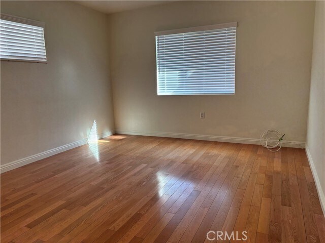 Building Photo - 11246 Lull St