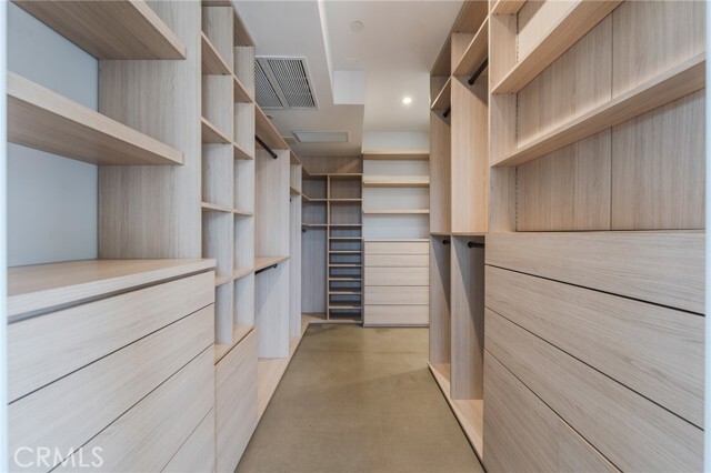 Building Photo - 762 Rosecrans Ave