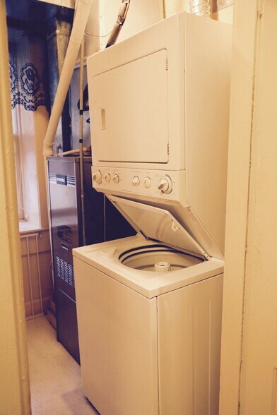 Laundry & furnance - 1631 Main St