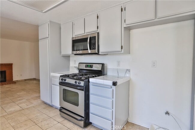 Building Photo - 24307 Carman Ln
