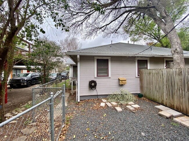 Building Photo - San Gabriel-2845