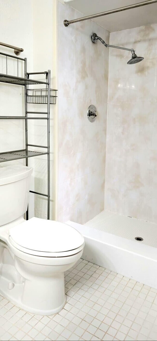 Building Photo - 10188 SW 53rd Ct