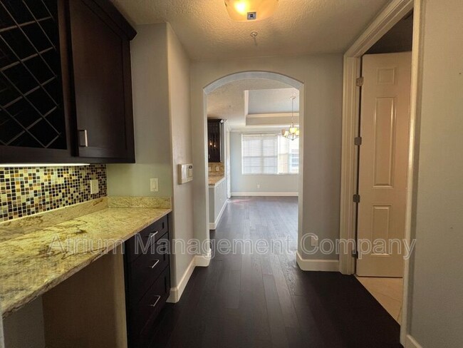 Building Photo - 1146 Bolton Pl