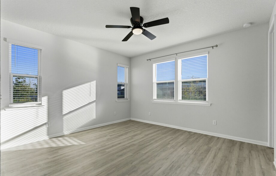 Building Photo - 162 Cedar Elm Way