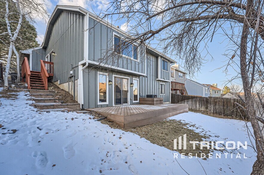 Building Photo - 3606 S Gibralter Cir