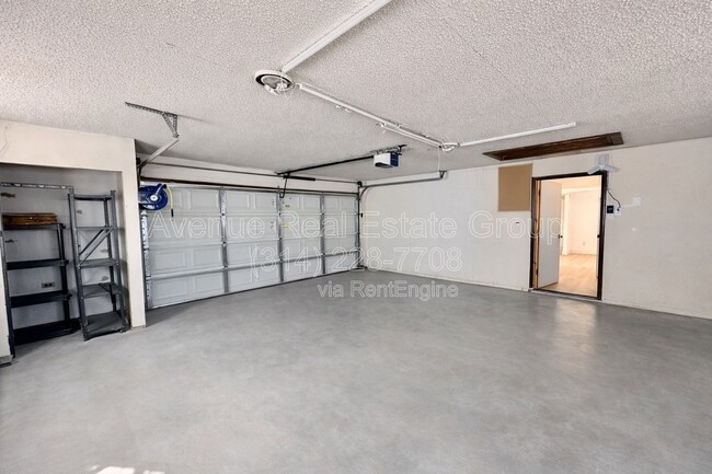 Building Photo - 203 Briscoe Ave