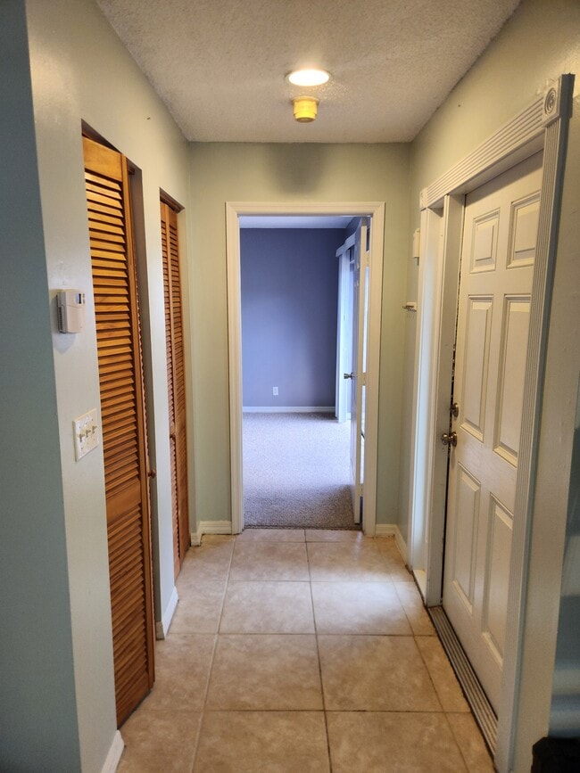 Building Photo - 1303 Peppertree Trl