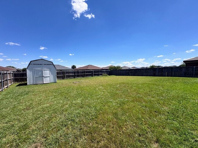 Building Photo - 5104 Bridle Dr