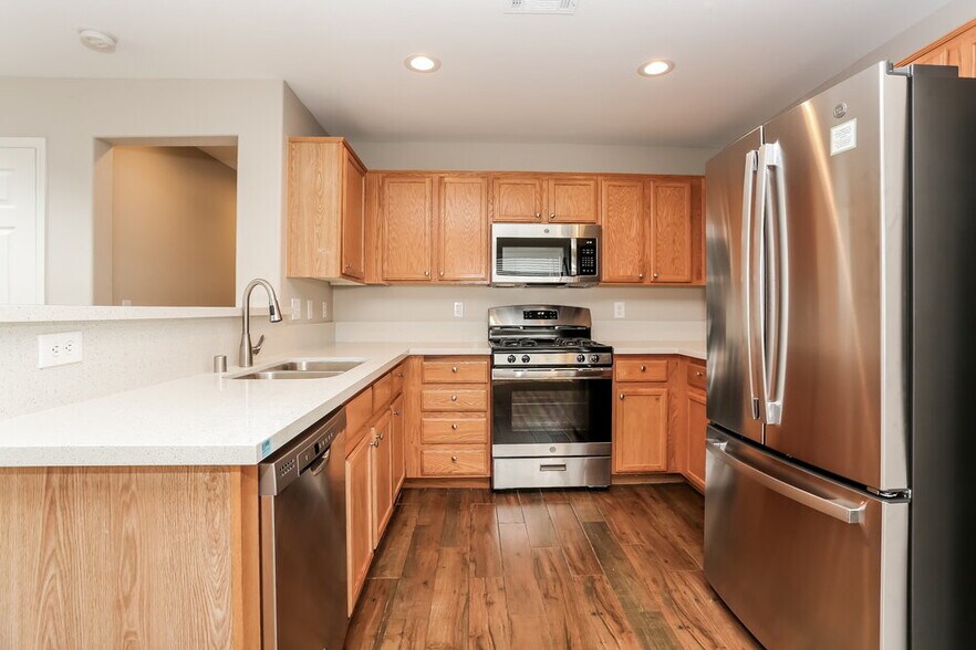 Building Photo - 9120 Spoonbill Ridge Pl