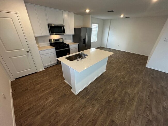 Building Photo - 456 Sandringham Lp