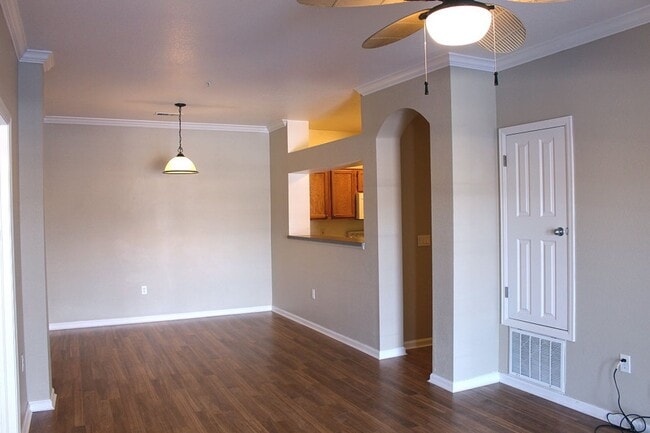 Building Photo - Beautiful Southeast Fort Collins Condo with Community Amenities