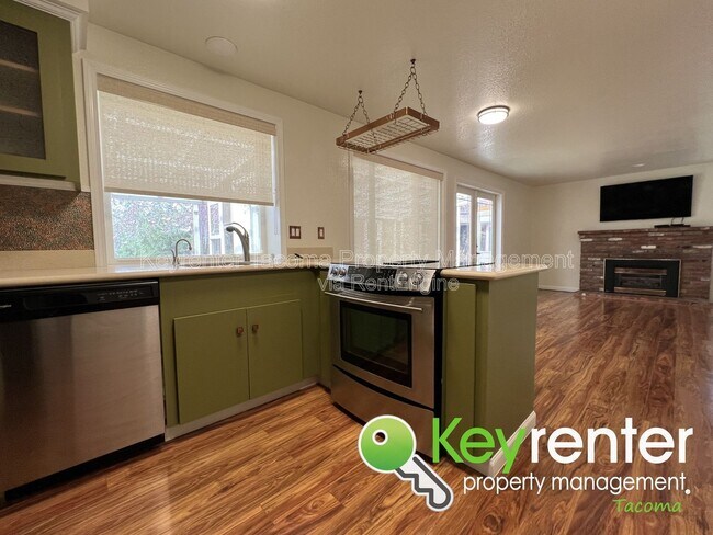 Building Photo - 610 Rice Ct