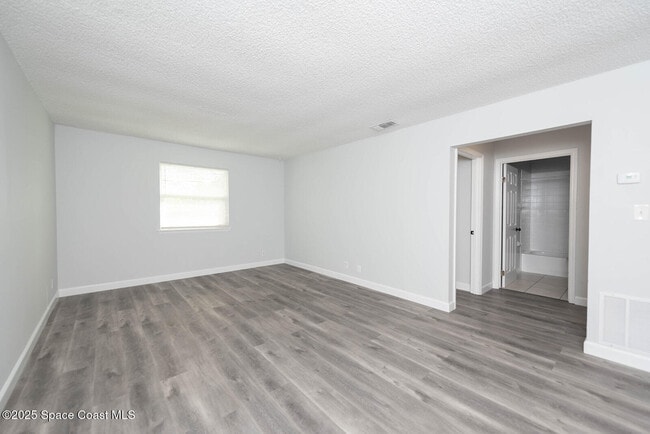 Building Photo - 4479 Barna Ave