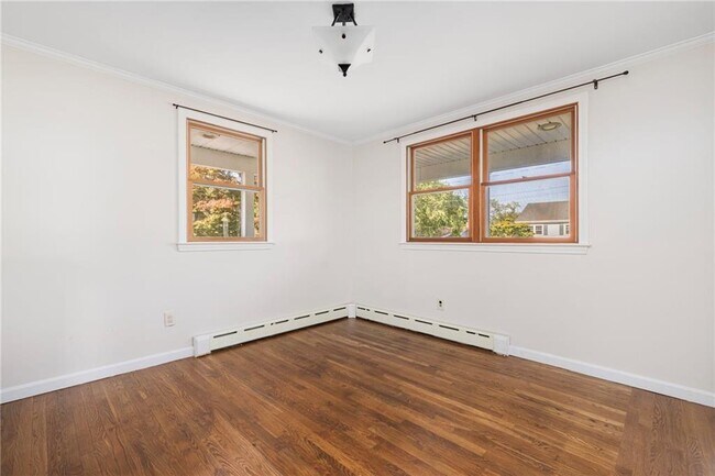Building Photo - 36 N Beacon Terrace