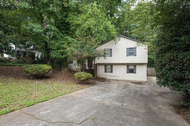Building Photo - 3038 Courtney Dr