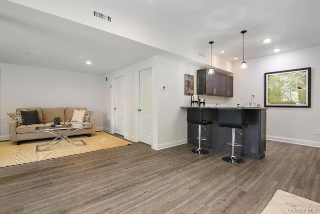 Building Photo - 314 Boulder Ridge Rd