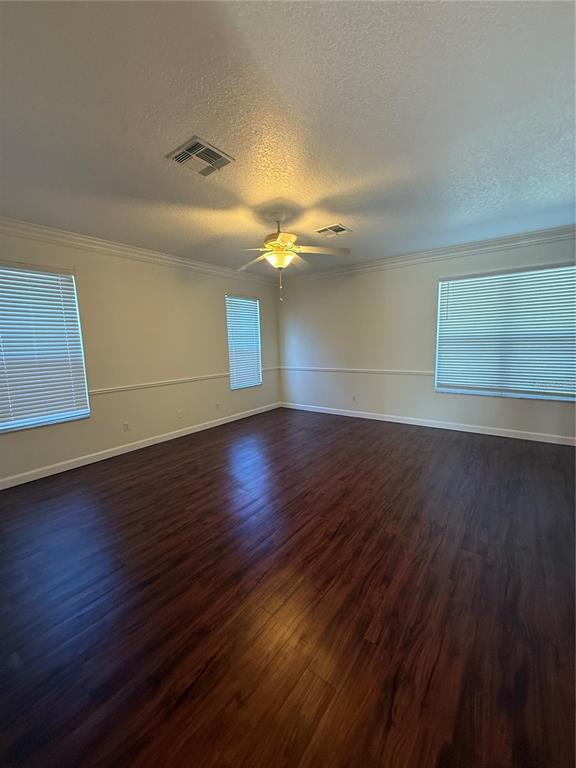 Building Photo - 10029 Chardonnay Dr