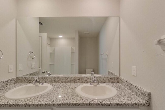 Building Photo - 8611 SW 44th Ct