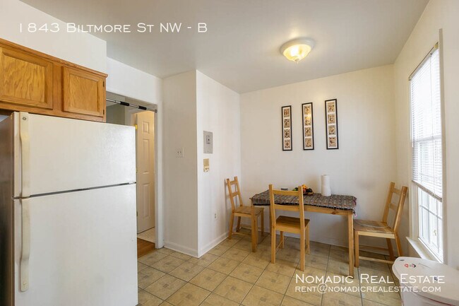 Building Photo - 1843 Biltmore St NW