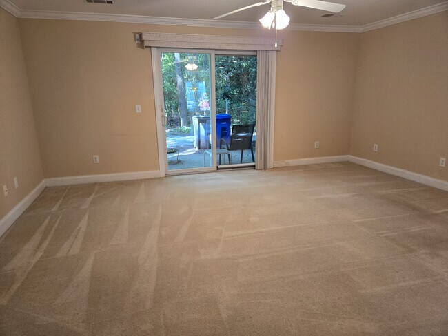 Building Photo - 5003 Double Fox Rd