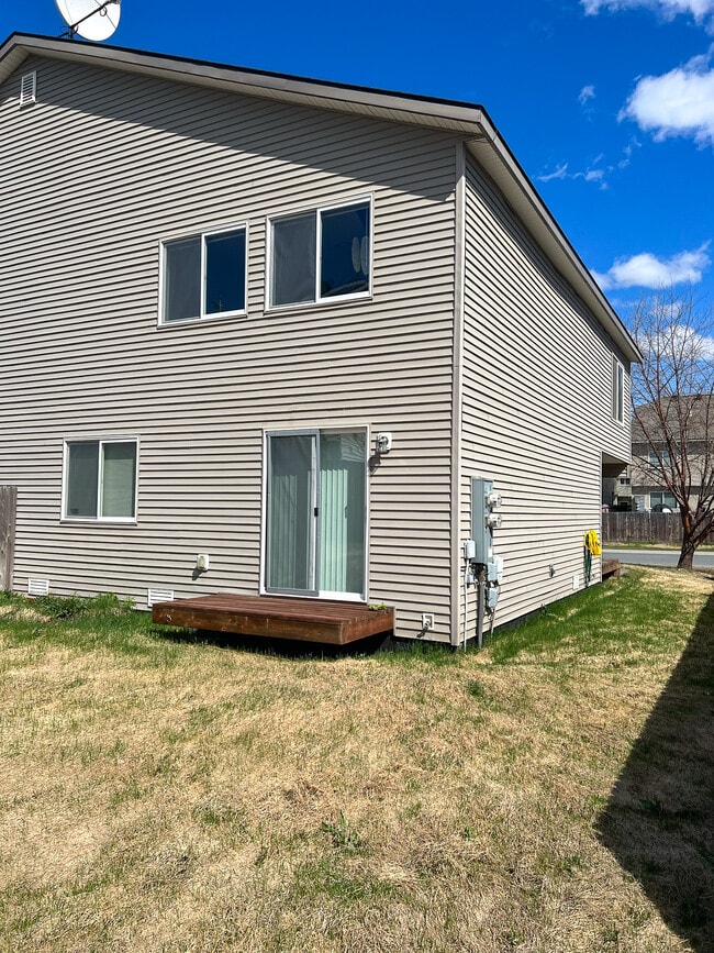Building Photo - 6614 Whisperwood Park Dr
