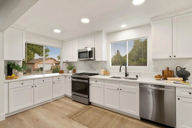 Building Photo - 5891 28th St