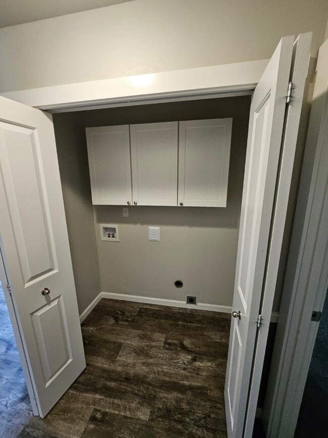 Building Photo - 141 Rivers Edge Ct