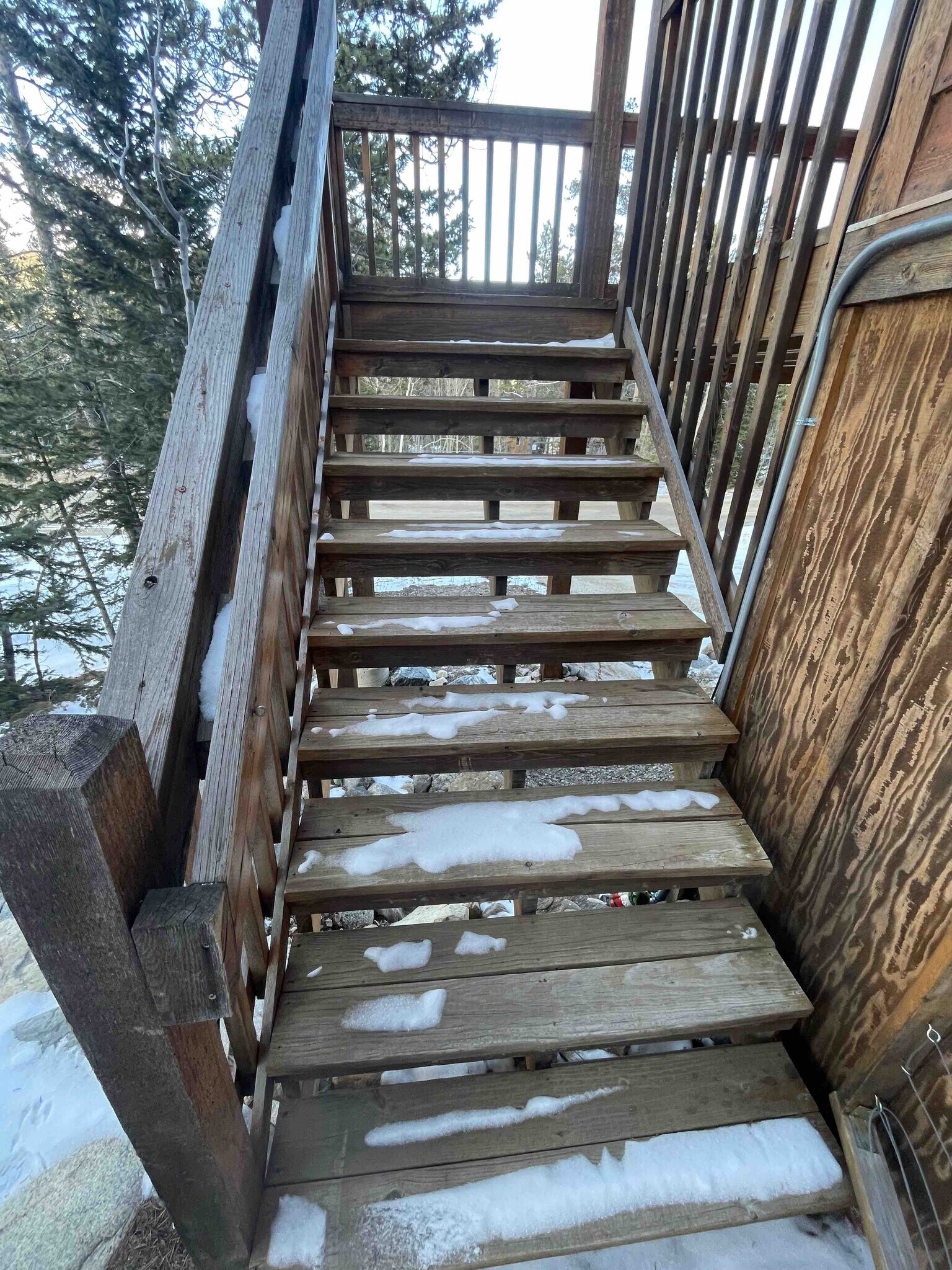 Building Photo - 511 N Aspen St