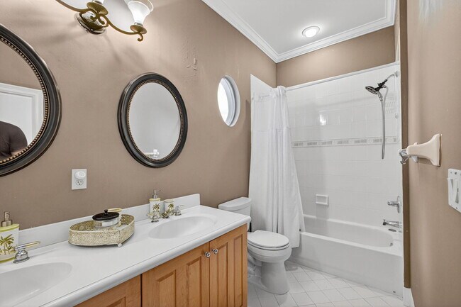 Building Photo - 8381 Egret Lakes Ln