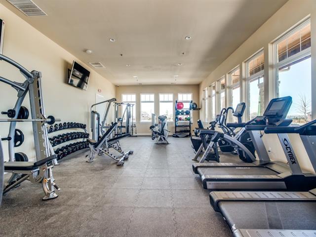 Building Photo - 16616 Sunnyland Dr