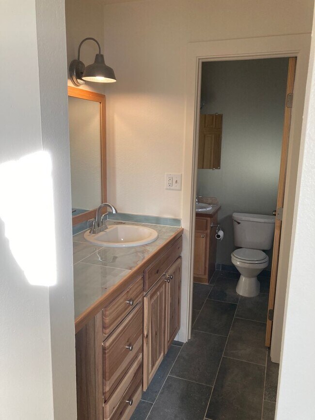 Building Photo - 3547 Nottingham Ct