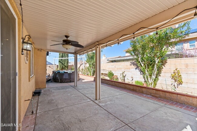 Building Photo - 5909 Viking