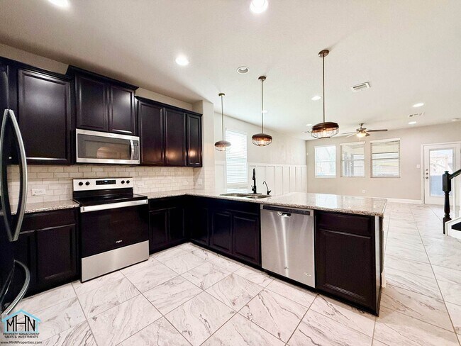Building Photo - 9858 Red Iron Creek