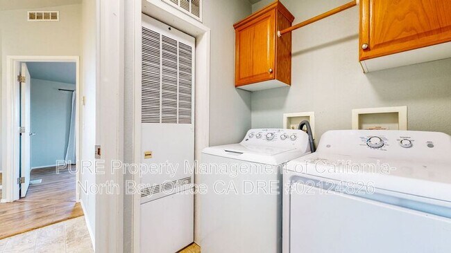 Building Photo - 4657 Todd Rd