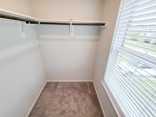 Building Photo - 94 Valiant Ridge Trail