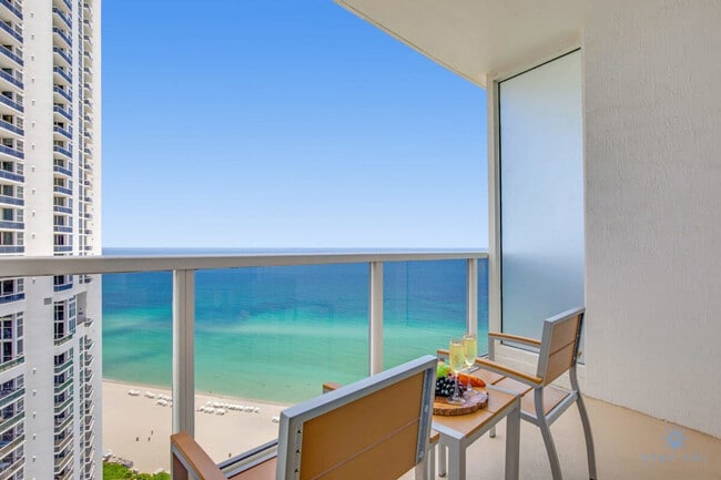 Building Photo - 18001 Collins Ave