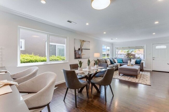 Building Photo - 36182 Magellan Dr