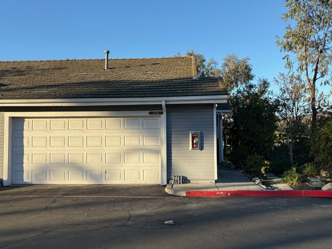 Building Photo - Charming 2 Bedroom 2.5 Bath Home In Poway