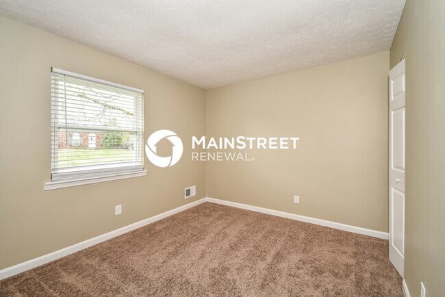 Building Photo - 3 Bedroom Pet-Friendly Home in Louisville,...