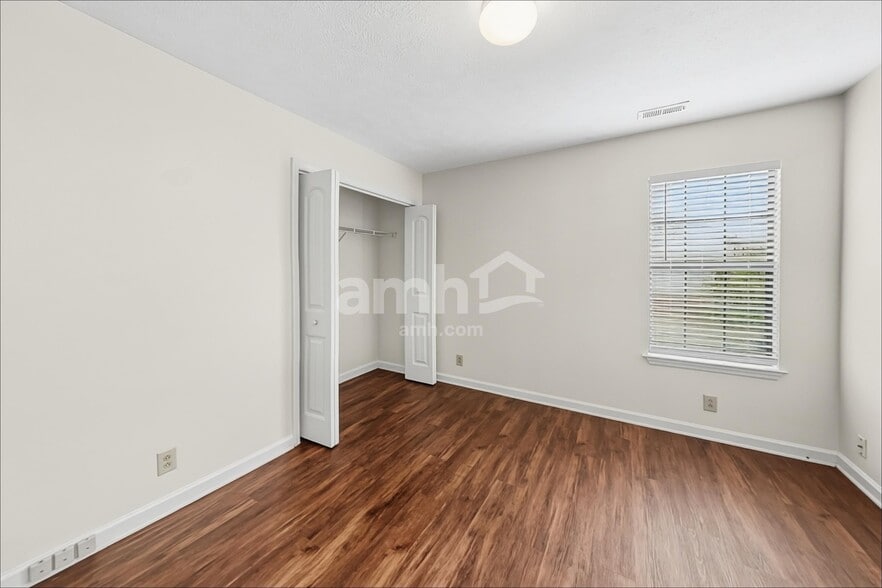 Building Photo - 3609 Applewood Ln